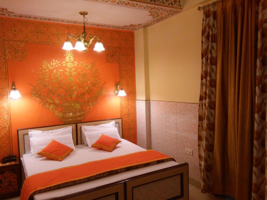 Hotel Golden Heritage Jaipur Exterior photo