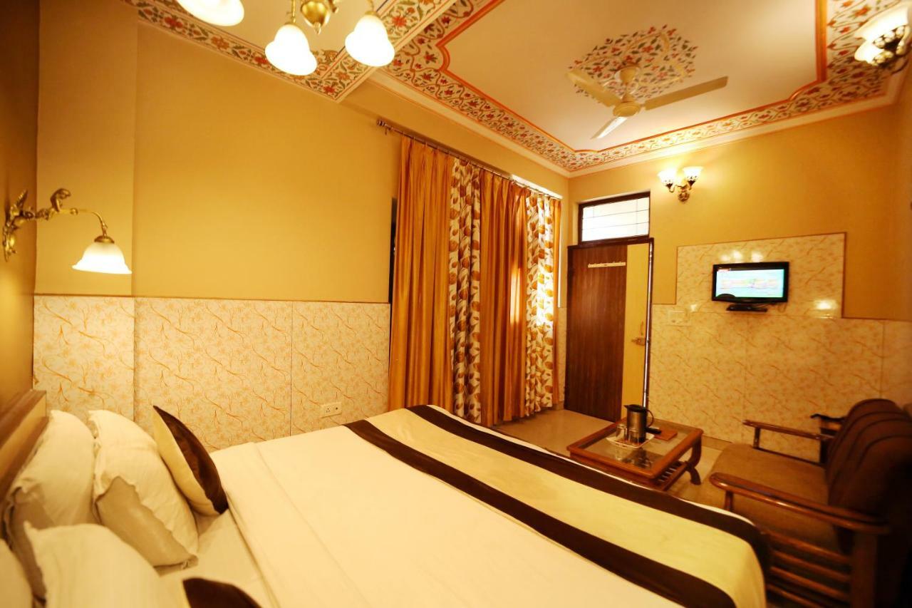 Hotel Golden Heritage Jaipur Exterior photo