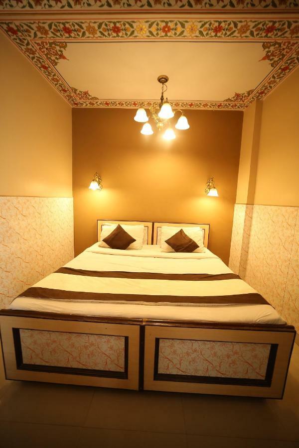 Hotel Golden Heritage Jaipur Exterior photo